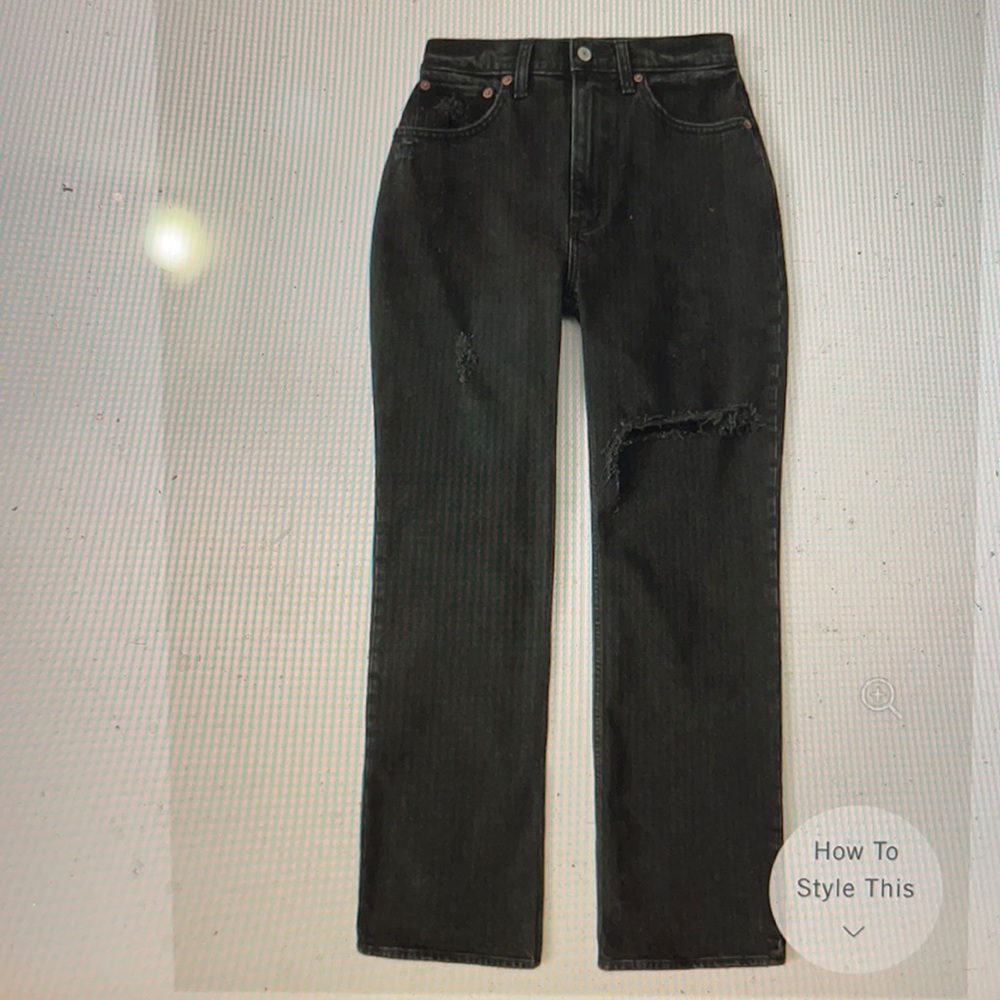 NEW Abercrombie relaxed jean ultra high rise